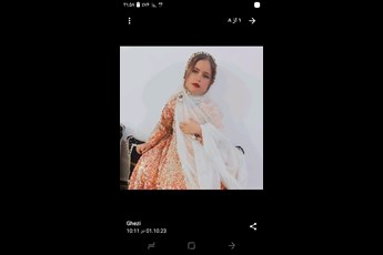 یسنا خانوم با لباس محلی  