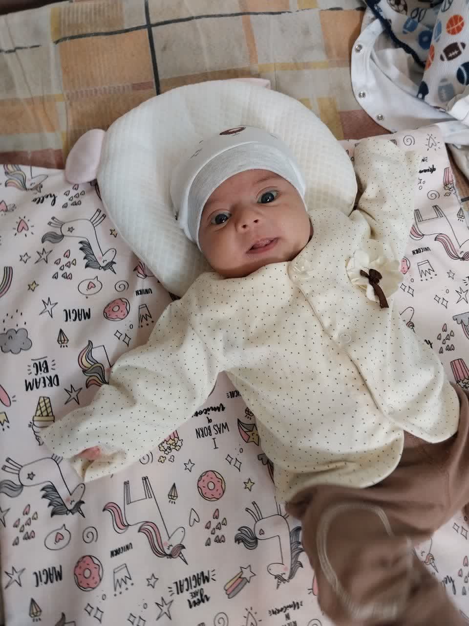 حسنا فرشته کوچولو