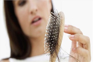 چه کنیم تا بعد از رژیم غذایی دچار ریزش مو نشویم؟