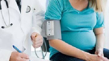چگونه از زنان باردار مراقبت کنیم؟
