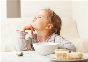 10 روش برای خوشحال کردن یک کودک بد غذا