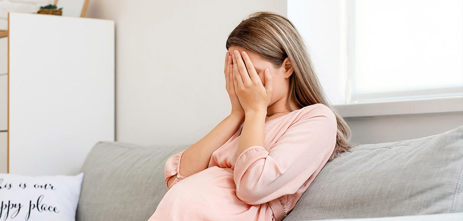 چه چیزی باعث استرس بارداری میشود؟