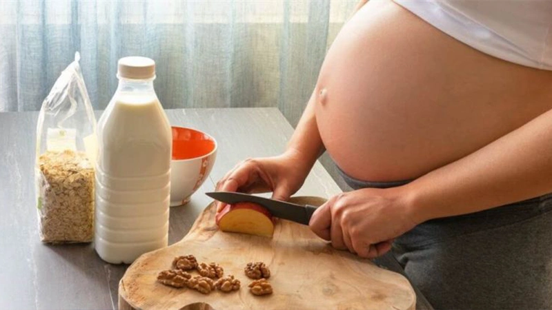 10 خاصیت گردو برای بارداری راحت و بی دردسر