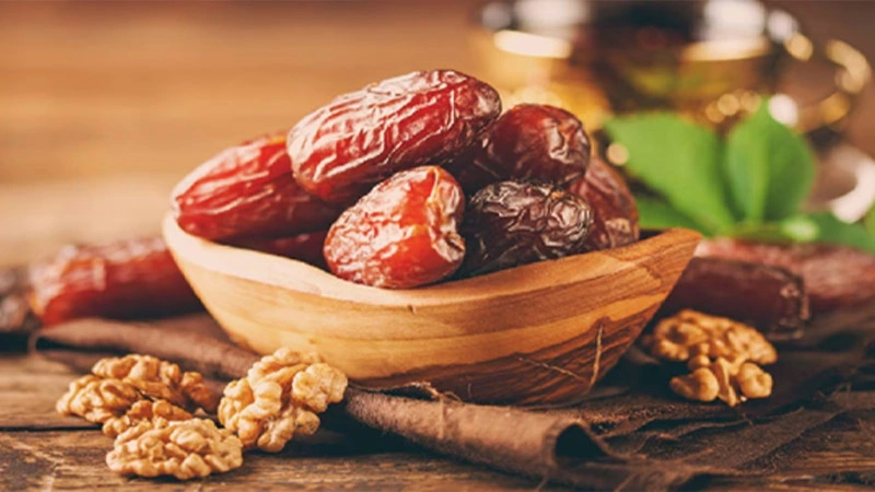 فواید خوردن خرما در بارداری