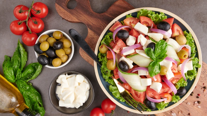 دستور تهیه سالاد مدیترانهای