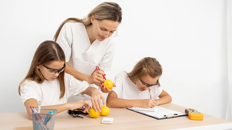 مهارت‌های زندگی را به کودکان خود یاد بدهید