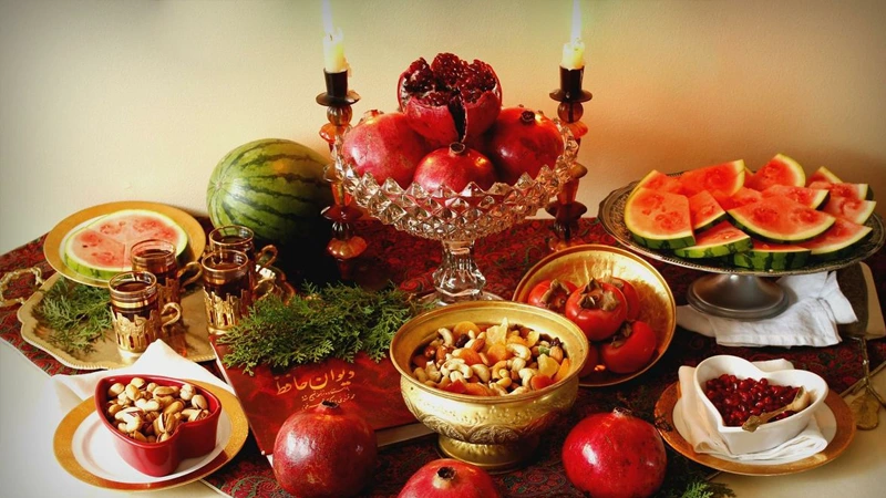 شب یلدا؛ روایتی از رسوم و سنت‌هایی که بلندترین شب سال را ماندگار کردند