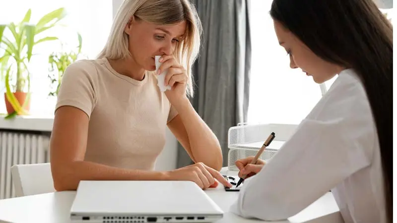 راهنمای جامع سلامت زنان؛ مهم‌ترین نکات، چکاپ‌های ضروری و شایع‌ترین مشکلات زنان