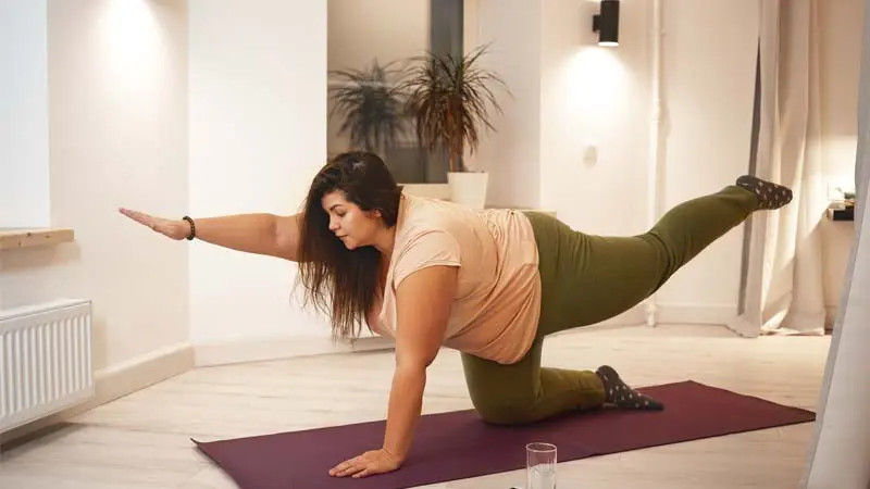 ورزش‌های موثر برای سوزاندن چربی در خانه