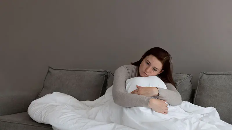 تهوع بارداری از چه هفته‌ای شروع می‌شود و تا کی ادامه دارد؟