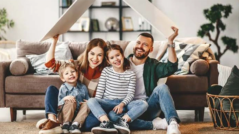 آیا مادر شاغل بی مسئولیت است؟/وقتی به خانه برمی گردید...